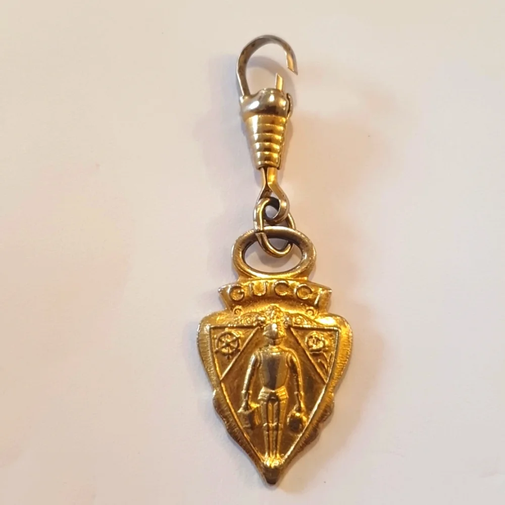 Auth Gucci Charm - Picture 1 of 4